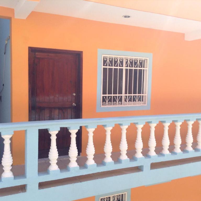 Roberto - One-Bedroom Apartment - 11