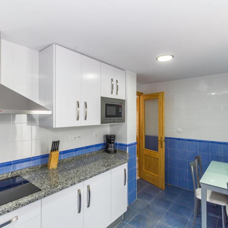 Duplex Camino del Tejar - Casa Unifamiliar de 3 dormitorios - 10
