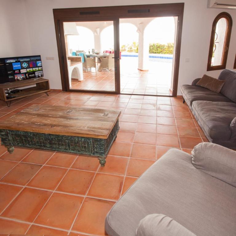 Lola - Villa - 10