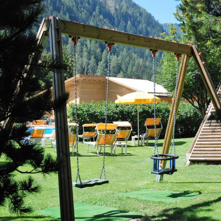 Residence Comploj - Appartamento con Vista Montagna - 10
