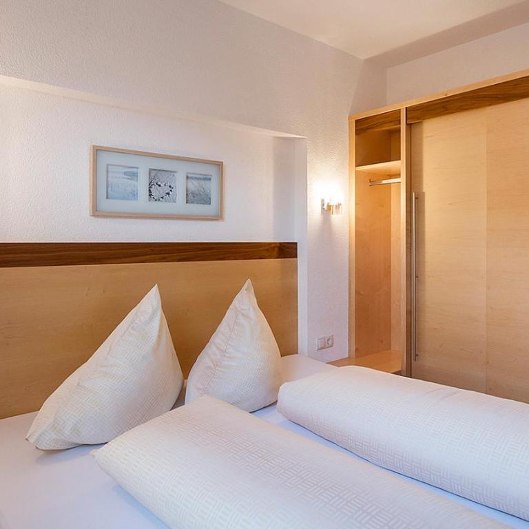 Bella Vista Apart - Standard Two-Bedroom Apartment with terrace - 8