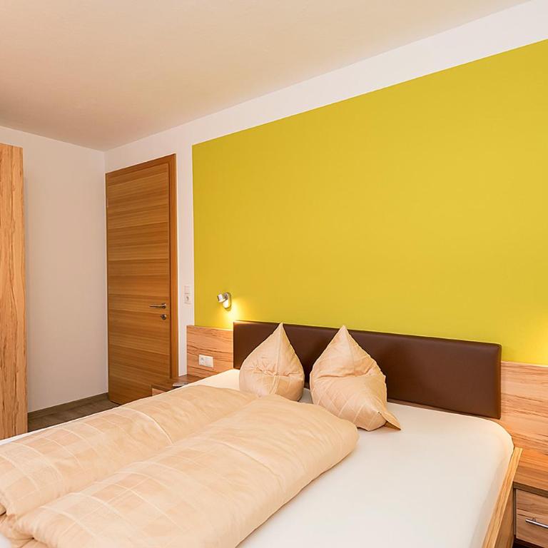 Bella Vista Apart - Three-Bedroom Apartment with Terrace - 7