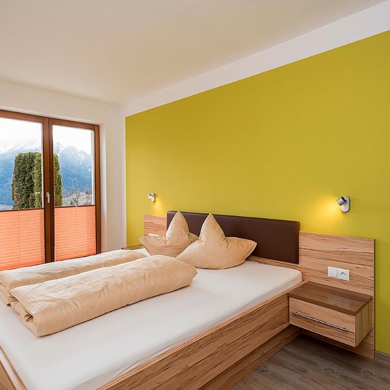 Bella Vista Apart - Three-Bedroom Apartment with Terrace - 2