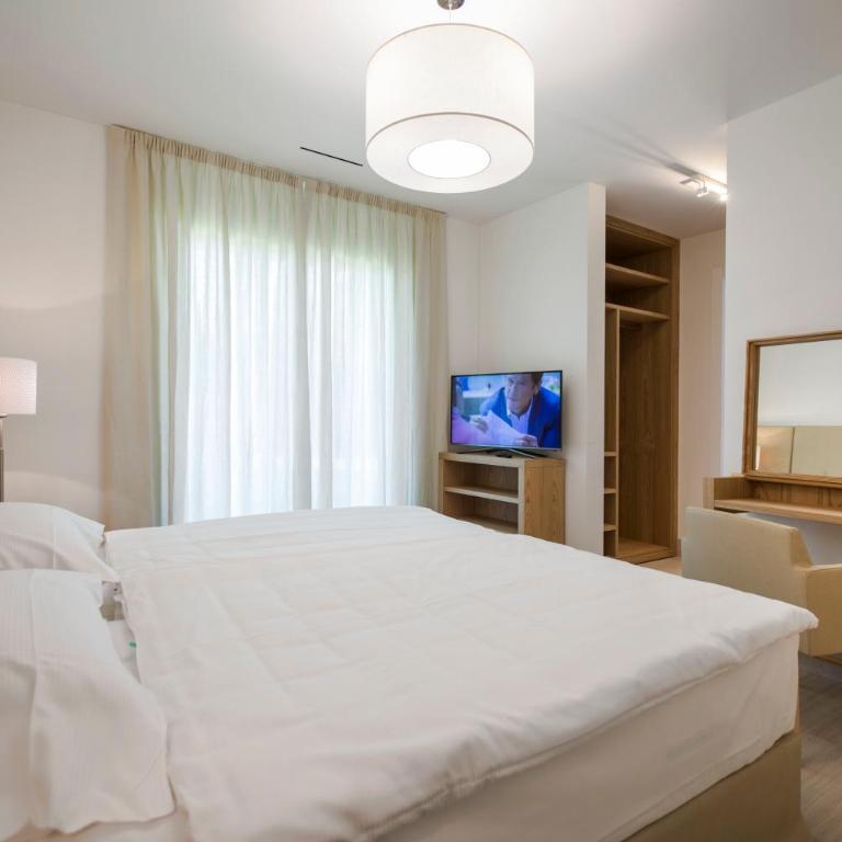 Delta Resort Apartments - Apartment - Ground Floor with Spa Access - 12