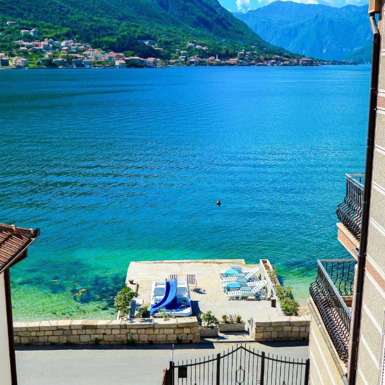 Apartment The Sea Coast - One-Bedroom Apartment - 14