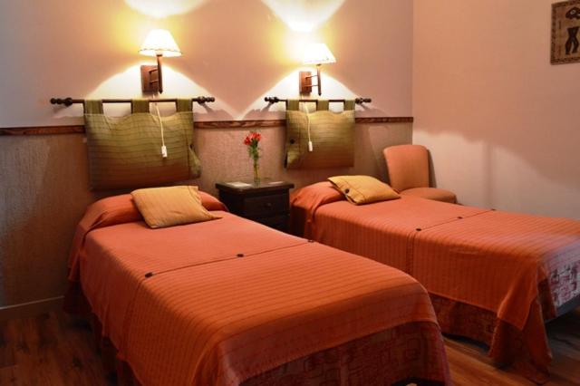 Hotel Ideal Resto Bar - Premium Quadruple Room - 1