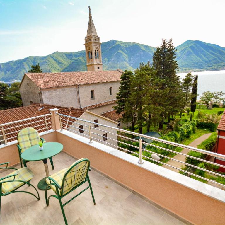 Bocche di Cattaro Apartments - One-Bedroom Apartment with Terrace and Sea View - 58