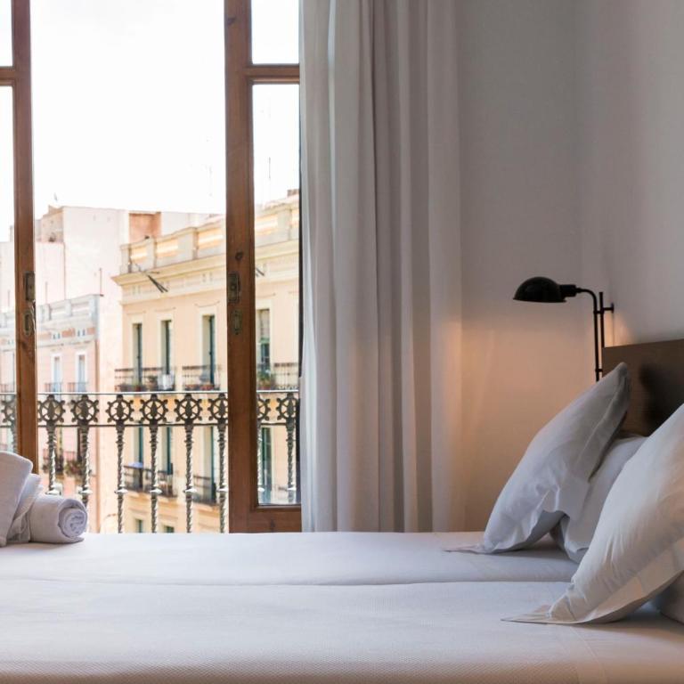 Som Nit Triomf - Family Room with Balcony - 11