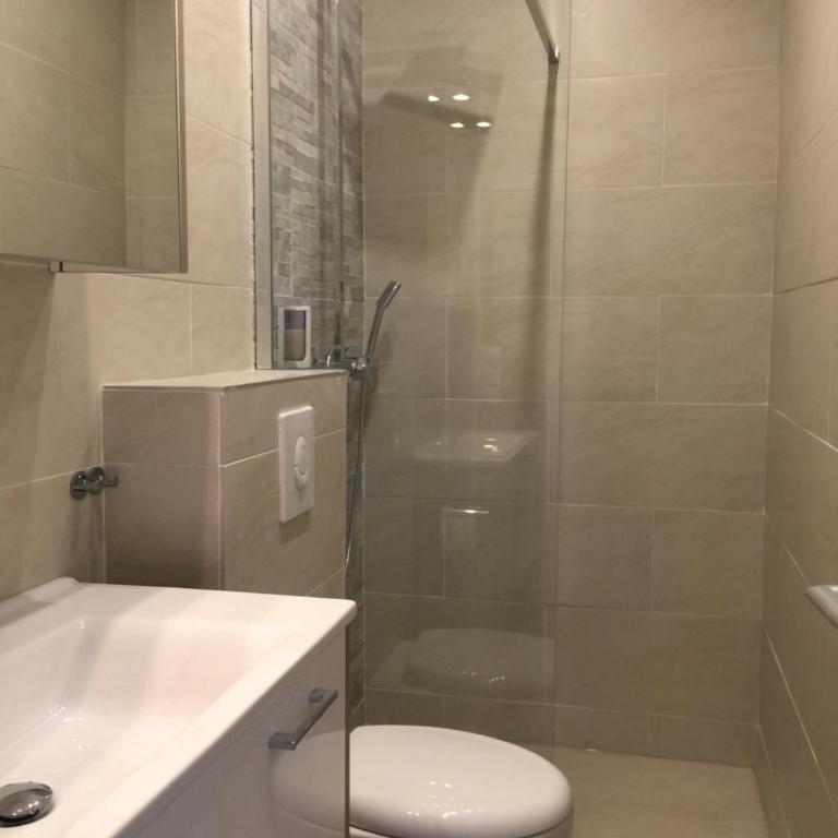Enjoyit Rooms - Zimmer mit Queensize-Bett und Balkon - 12
