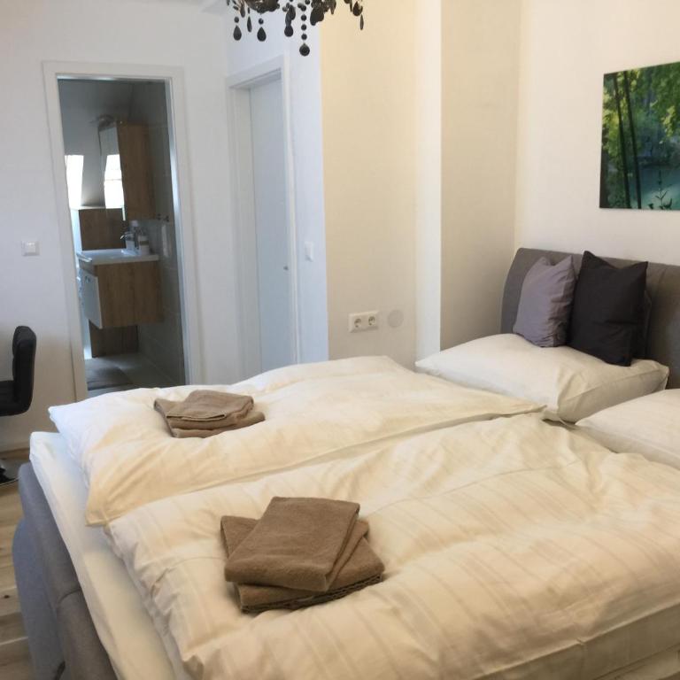 Enjoyit Rooms - Zimmer mit Queensize-Bett - 2