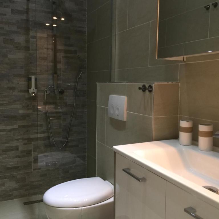 Enjoyit Rooms - Kleines Doppelzimmer mit kleinem Bett - 7