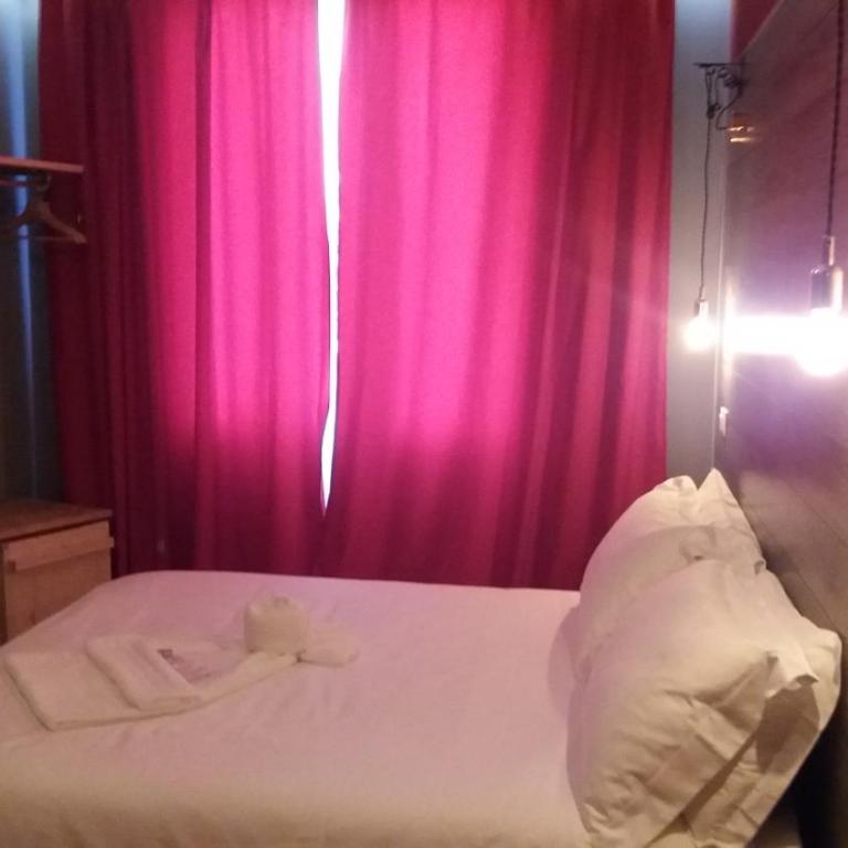 Hotel Raphael - Camera Tripla Deluxe - 2