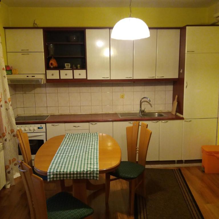 Guest House Majstorovic - Apartman - 4