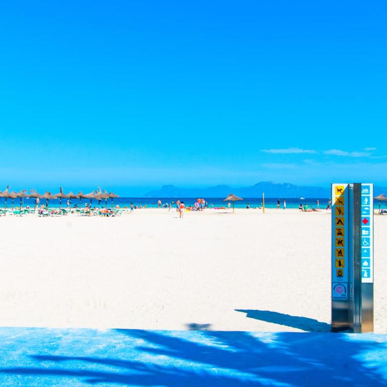 Apartment Oiza Sand Castle 24 at Alcudia Beach, WIFI and aircon - Apartamento Estudio con vistas al mar - 14