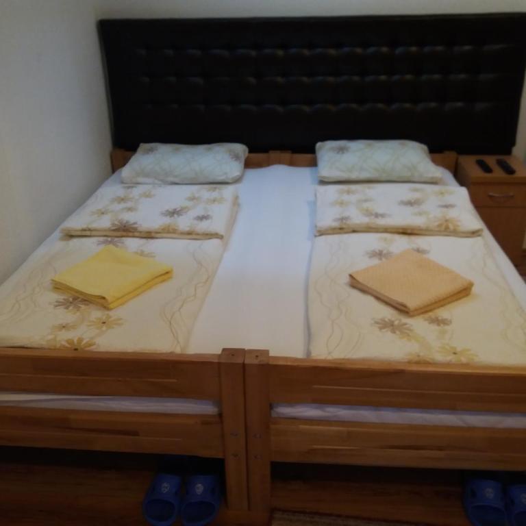 Guest House Majstorovic - Deluks Dvokrevetna Soba sa Bračnim Krevetom - 8