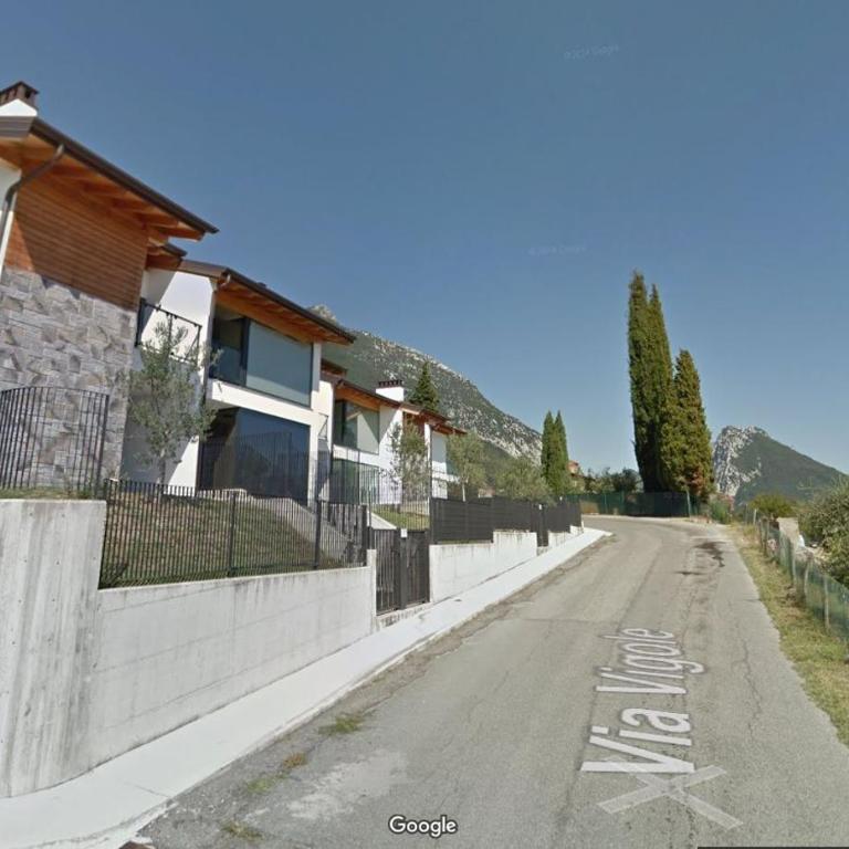 Casa Vigole - Two-Bedroom House with Balcony and Lake View - 53