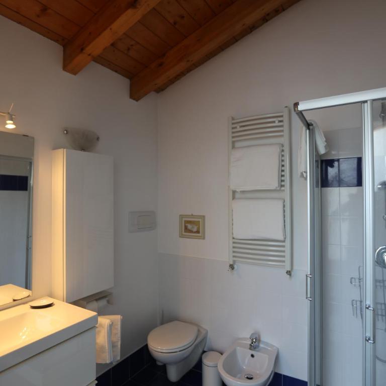 Casa Vigole - Two-Bedroom House with Balcony and Lake View - 35