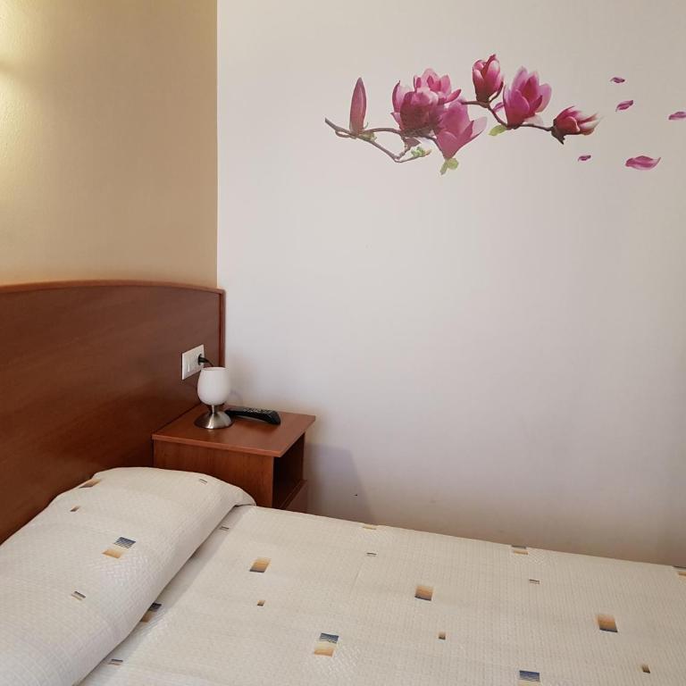 Hostal Mary - ADULTS ONLY 18 AND UP - Habitación Doble Estándar - 6
