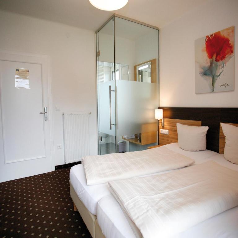 Hotel Diana - Doppelzimmer mit Balkon - 10