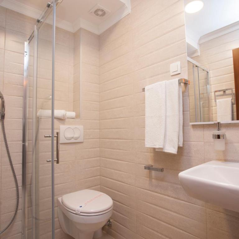 Guest House Medin - Deluxe Suite with Sea View - 13