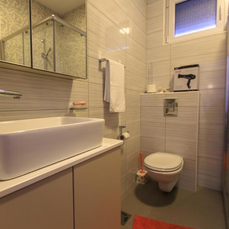 Apartmani Capri - Apartment with Sea View - 19