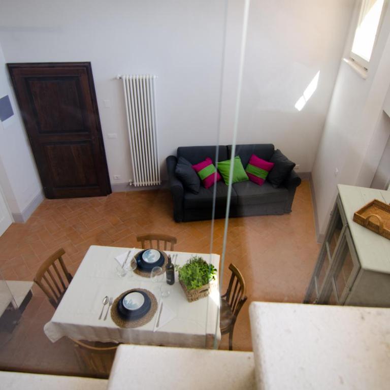 Dimora Dell'Erbe Apartments - Appartamento Attico - 13