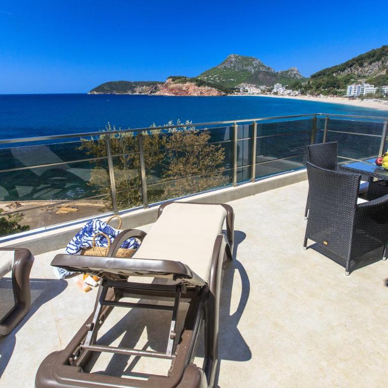 Apartmani Capri - Apartment with Sea View - 4