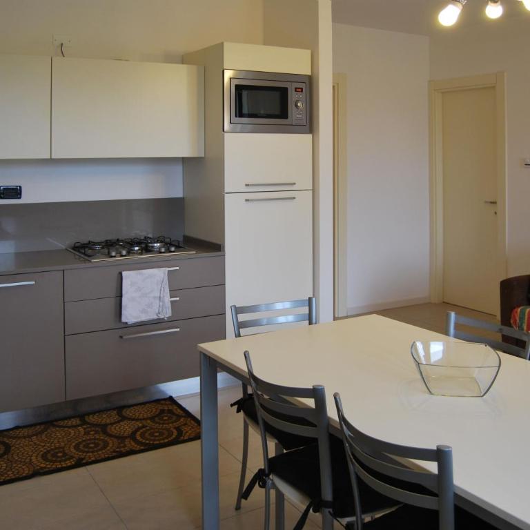 Residence La Margherita - Appartamento Deluxe con 2 Camere da Letto e Terrazza - 6