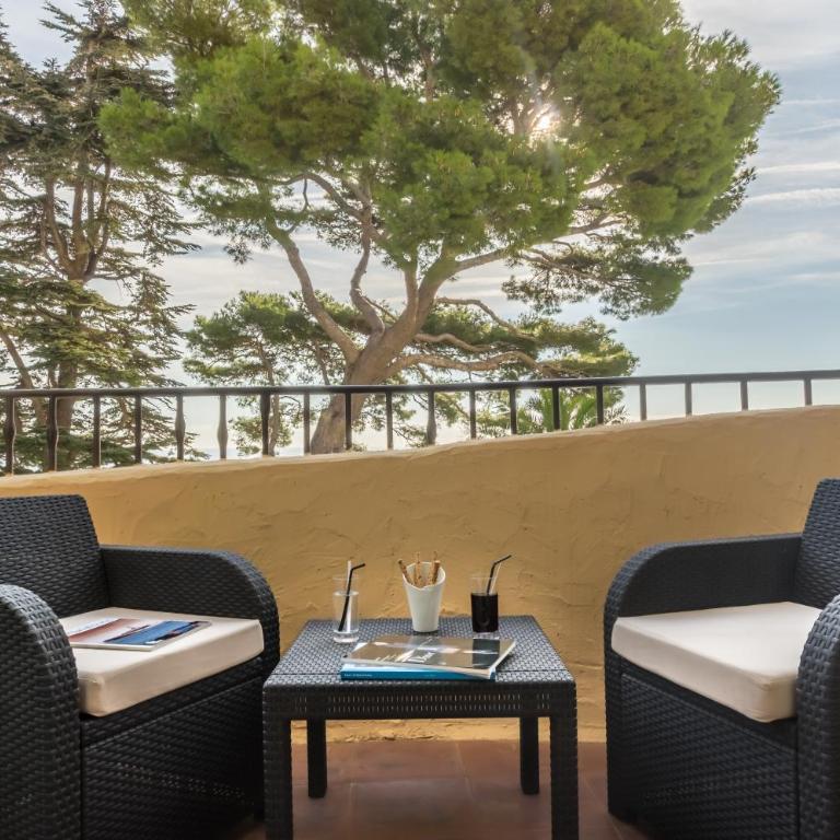 Hôtel Club Port La Galère - Chambre Double Deluxe avec Terrasse - 7