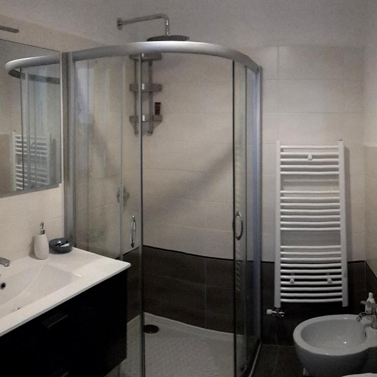 Tower Lecce - Camera Matrimoniale con Bagno Privato - 6