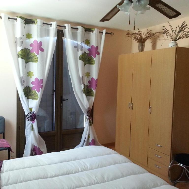 Chambres d'hôtes Mille et une nuits en Provence - Chambre Double avec Salle de Bains Commune - 12