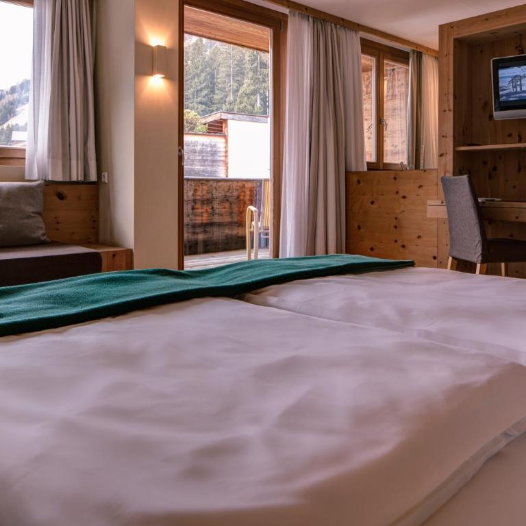 Arosea Life Balance Hotel - Chambre Double avec Balcon - Vue sur Montagnes - 4