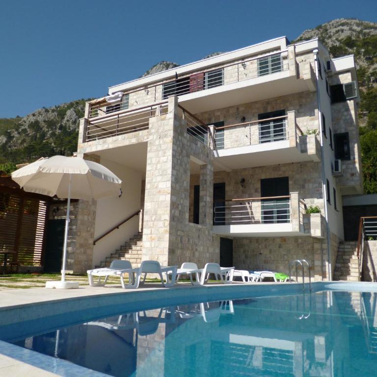 Villa "M Family" - Villa with Private Pool - 1