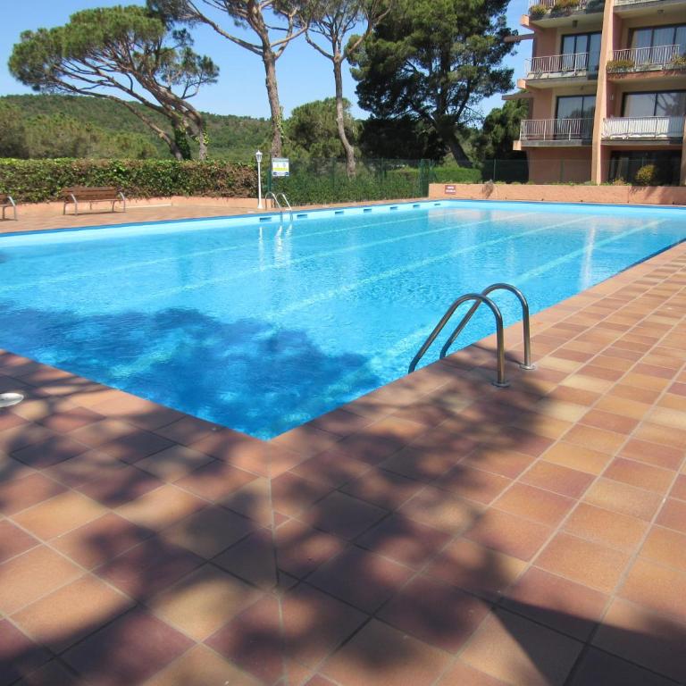 Los Pinos Apartament per 4 persones amb piscina comunitària a l'urbanització Los Pinos - Apartamento con vistas a las montañas - 14