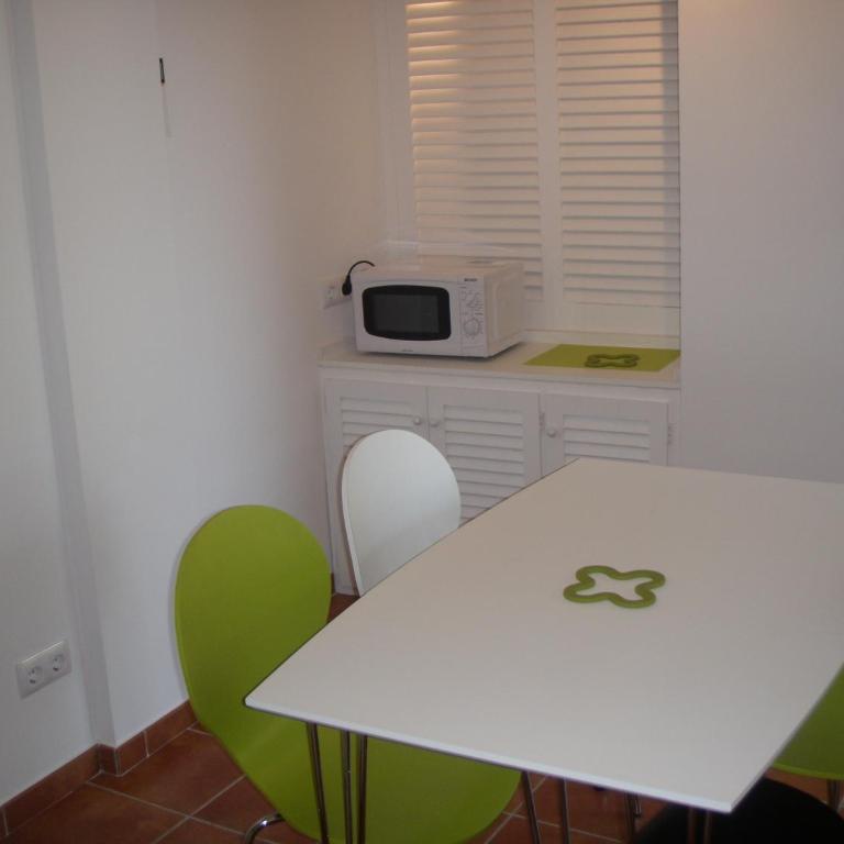 Los Pinos Apartament per 4 persones amb piscina comunitària a l'urbanització Los Pinos - Apartamento con vistas a las montañas - 19
