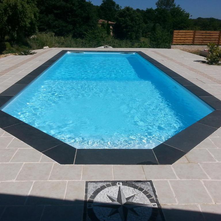Chambres d'hôtes Mille et une nuits en Provence - Chambre Double avec Salle de Bains Commune - 2
