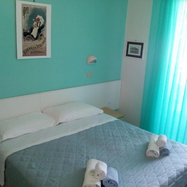 Hotel Rosalba - Deluxe Double Room with Balcony - 5