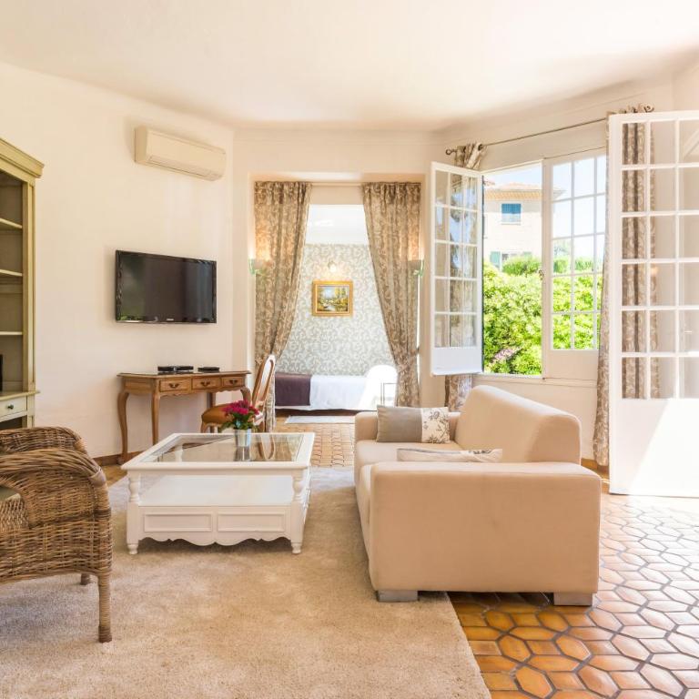 Hotel Mas Djoliba - Suite 1 Chambre - Vue sur Jardin - 1