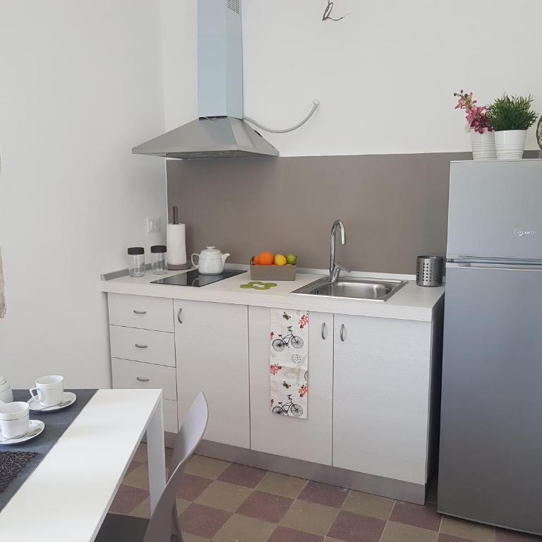 Room 21 - One-Bedroom House - 8