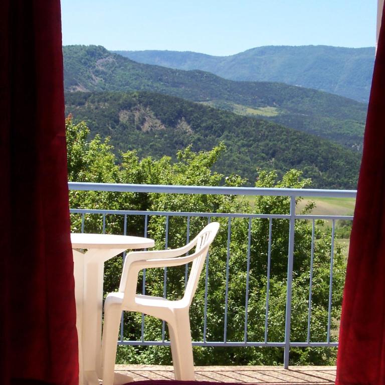 L'Ensoleillee - Chambre Double - Vue sur Montagne - 10