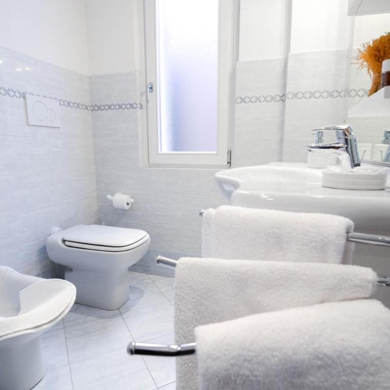 Appartamenti Il Sogno - Appartamento Deluxe con 2 Camere da Letto e Vista Lago - Salita Genazzini, 4 - 4