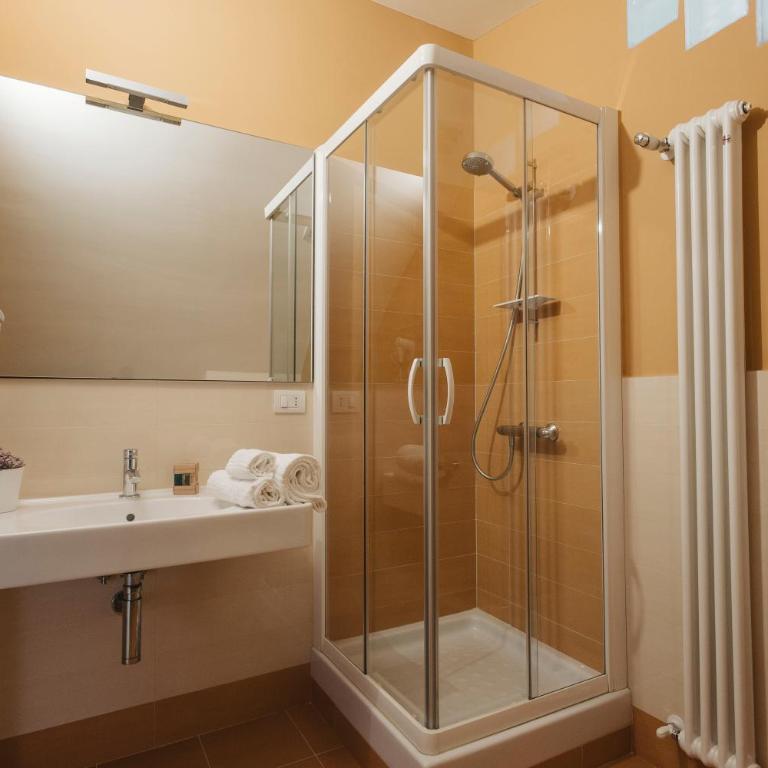 Il Giramondo Suite&Room - Camera Deluxe - 13