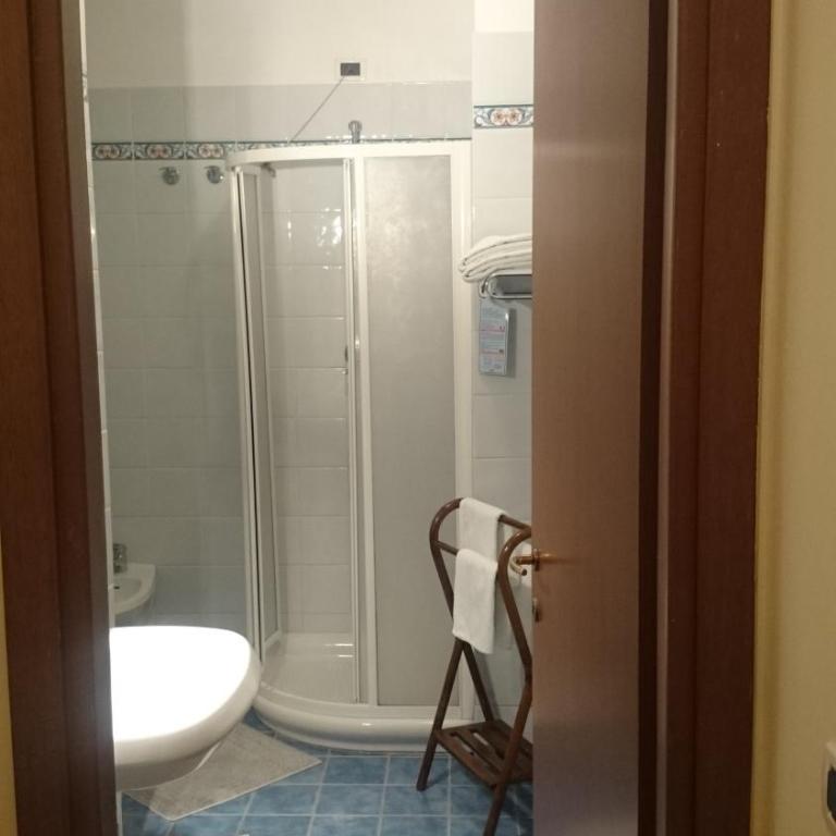 Hotel Pescetto - Camera Matrimoniale/Doppia con Letti Singoli - 3