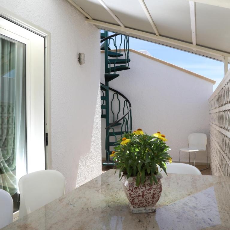 Meraviglie del Salento - Appartamento con 2 Camere da Letto e Terrazza - 2