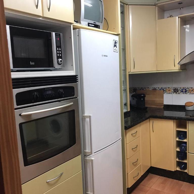 Apartamento Turistico Loyola - Apartamento de 3 dormitorios - 2