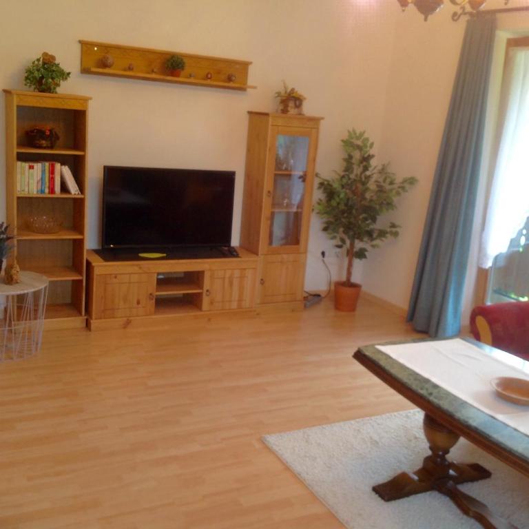 Ferienwohnungen Hölzl - Apartamento con balcón - 2