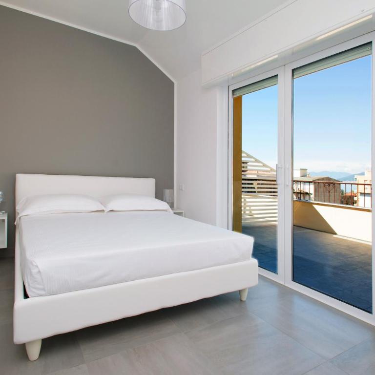B&B Ligure Rooms - Camera Matrimoniale Deluxe - 1