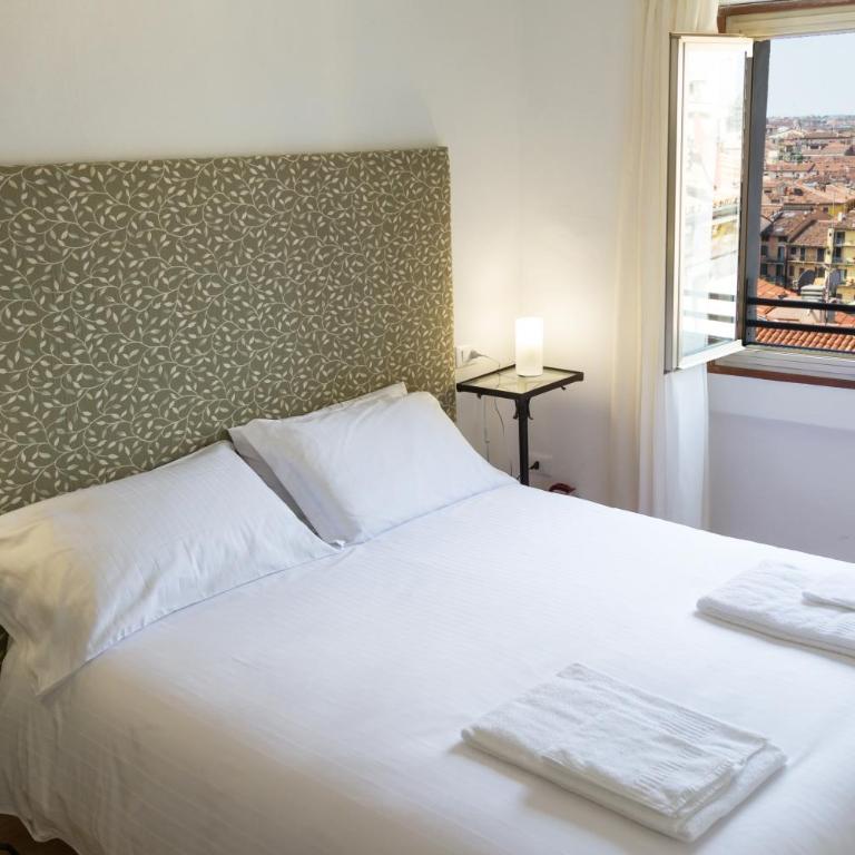 Casa Corvina - Penthouse Apartment - 14