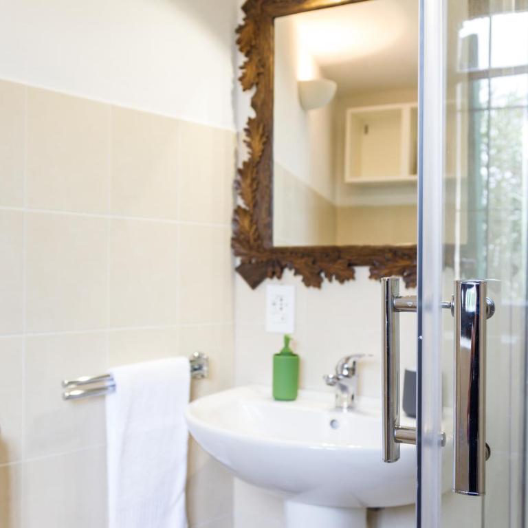 Casa Corvina - Apartment with Terrace - Ground Floor - 8