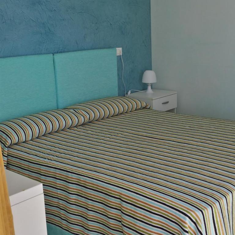 Bed & Breakfast Mare Verde - Camera Matrimoniale con Balcone e Vista Mare - 2